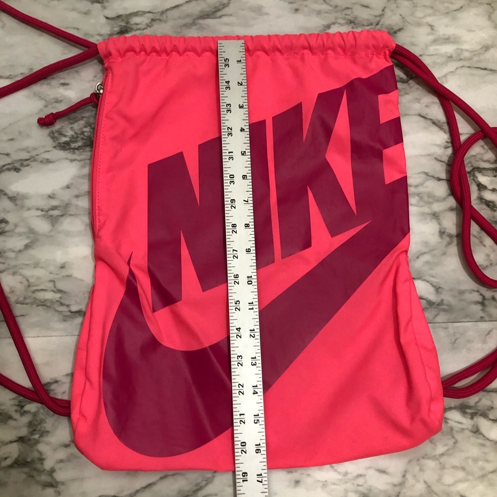Nike Drawstring Bag - image 5